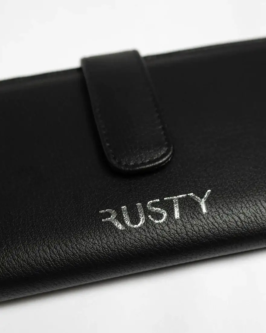 Billetera Rusty Essence Flap Wallet* Black