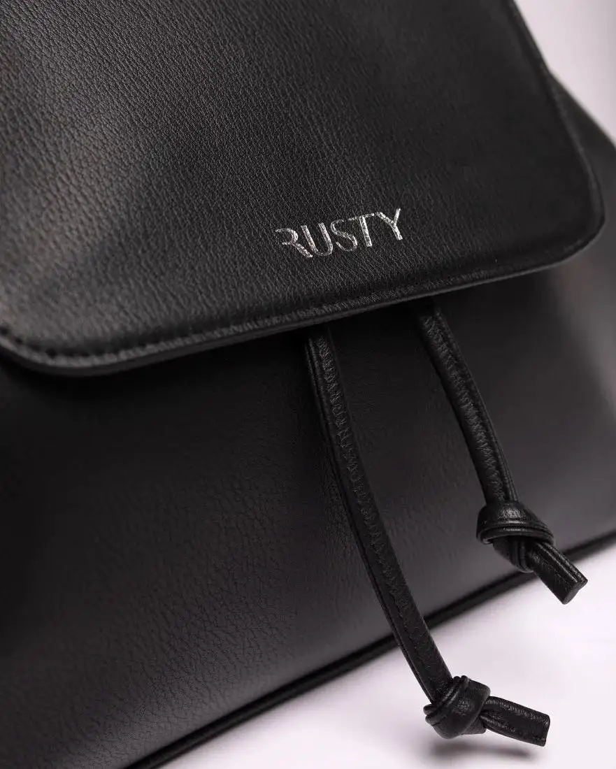 Cartera Rusty Essence Bucket Bag* Black