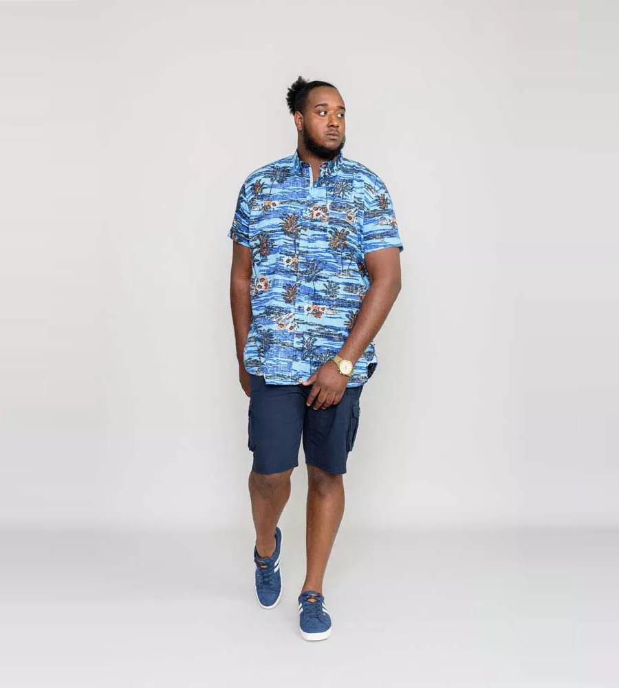 D555 Big Mens Blue Short Sleeve Shirt With Hawaiian Print (CHARFORD)