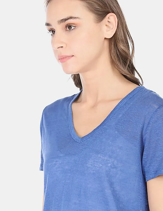 GAP Women Blue Linen V-Neck Tee