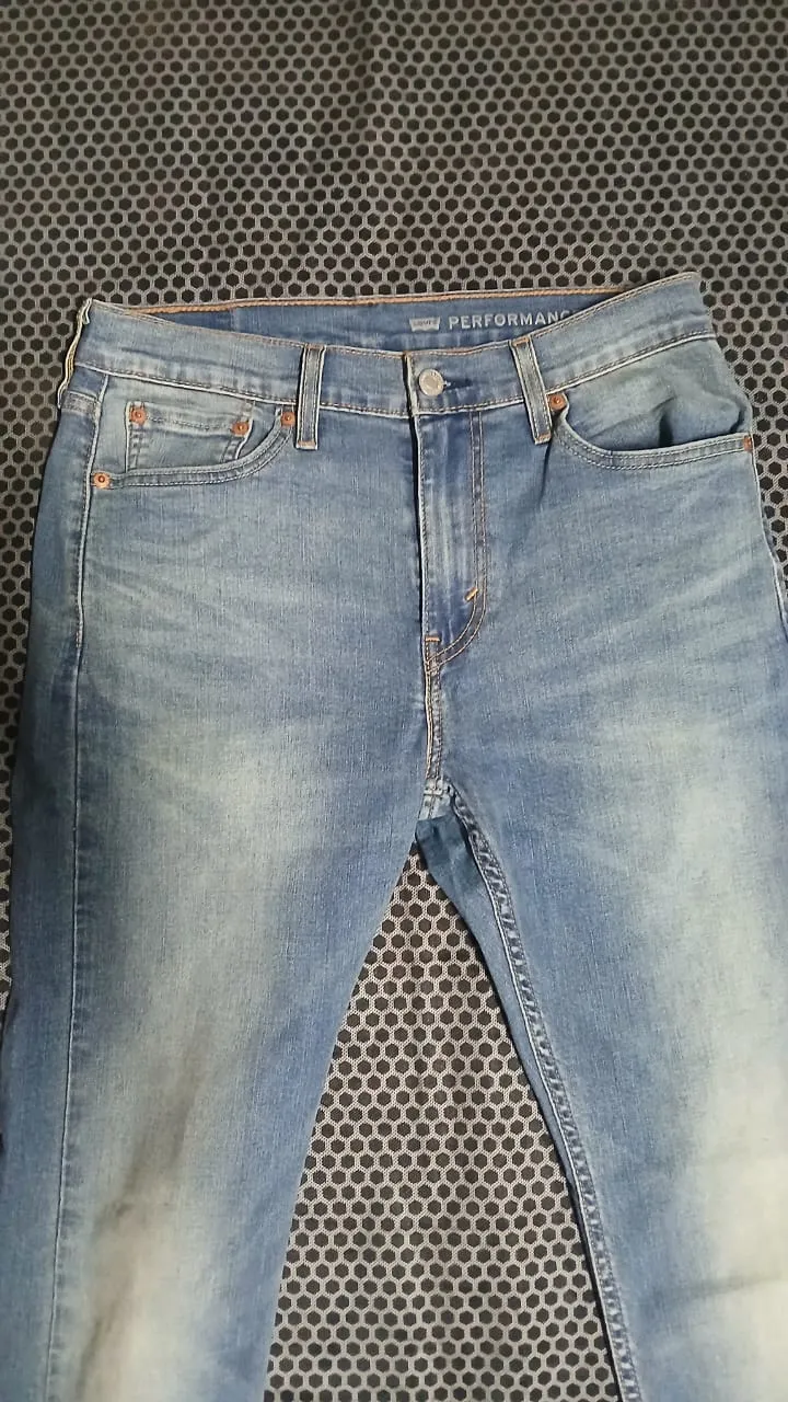 Mix Levis Jeans 23 Pieces