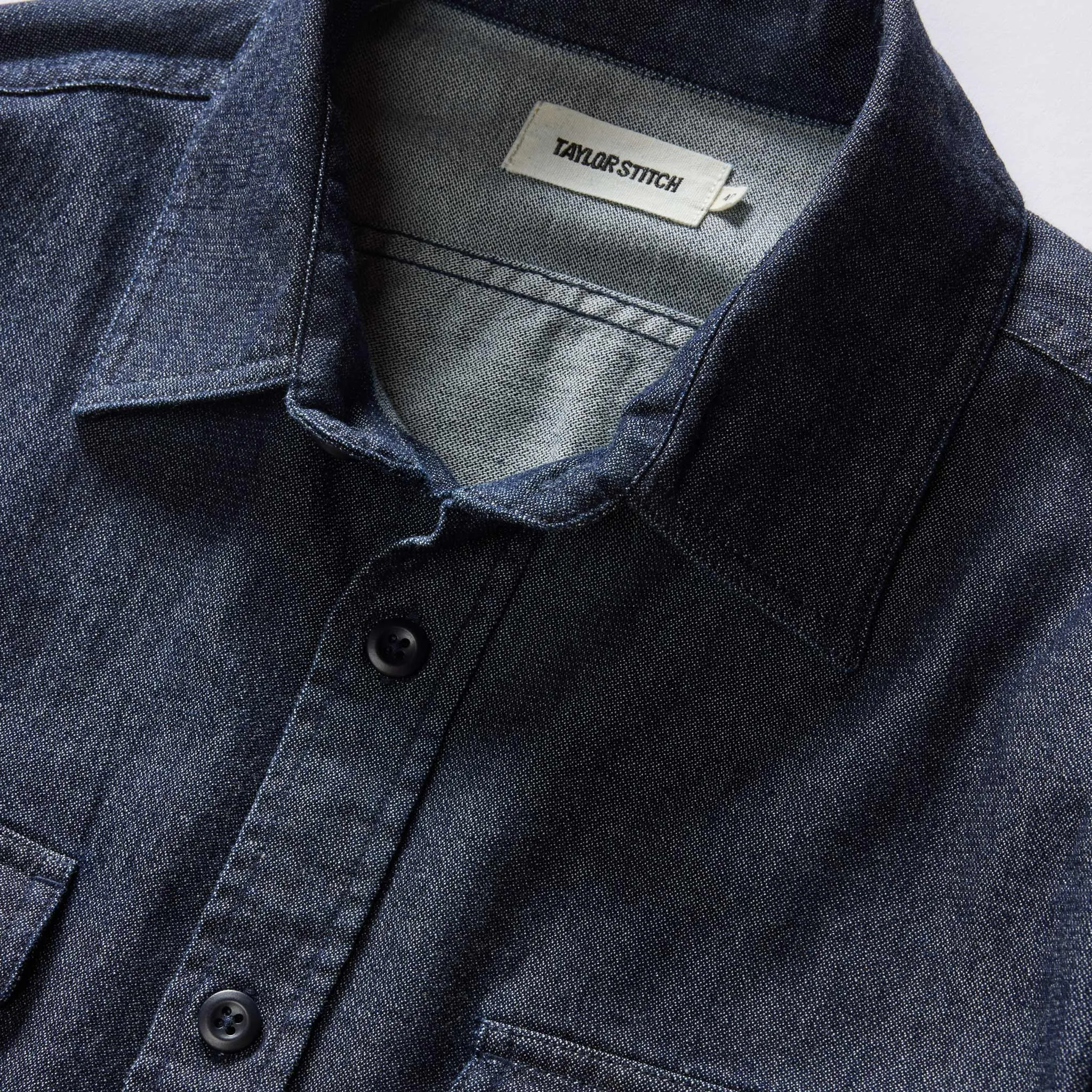 The Saddler Shirt in Dark Navy Twill