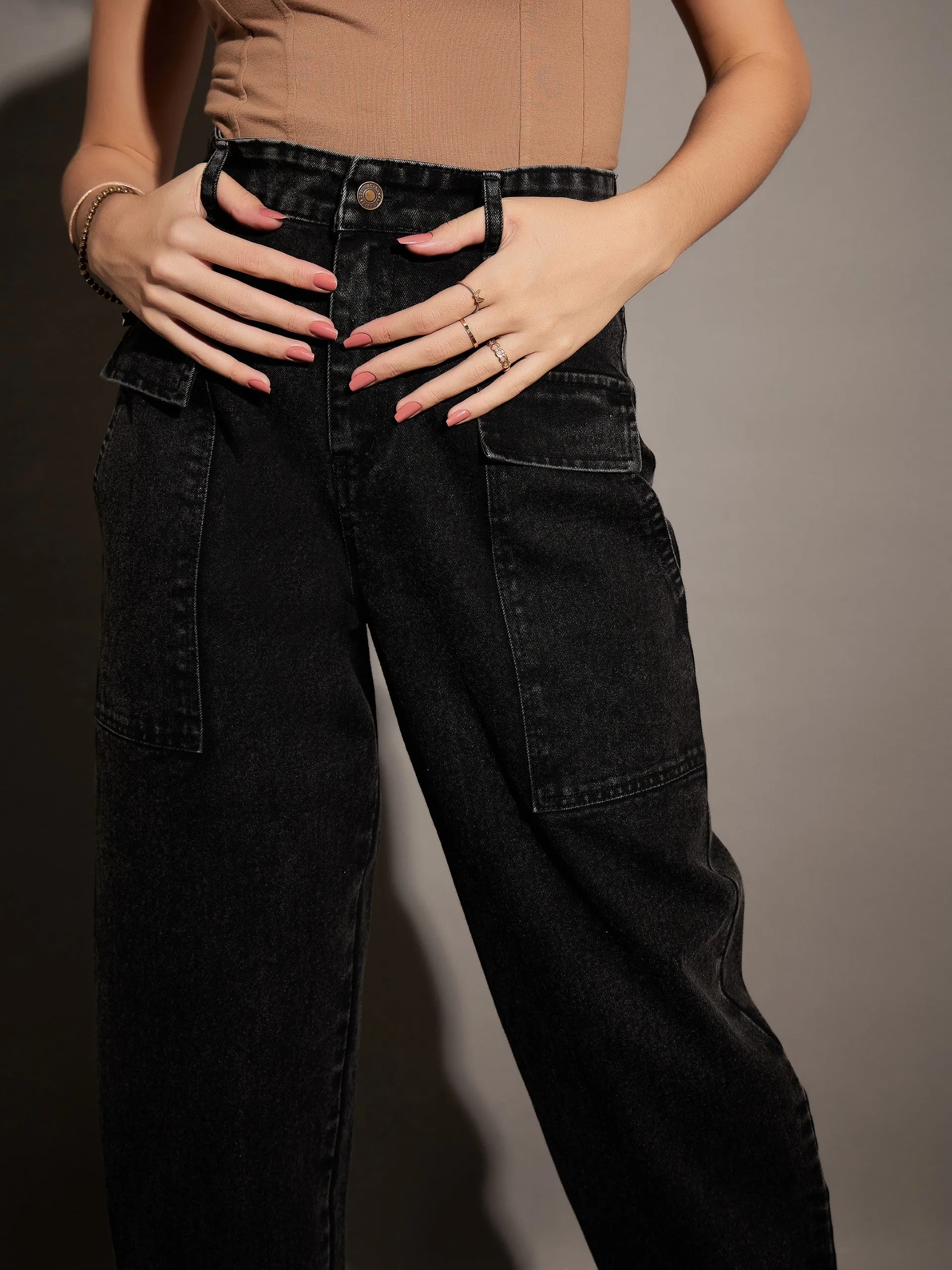 Women Black Washed Balloon Fit Jeans